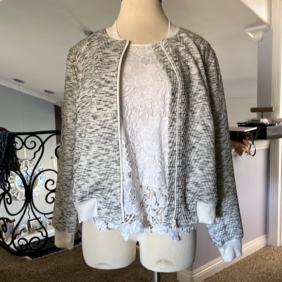 On-The Go Classic Bomber Jacket - Picture 2 of 7